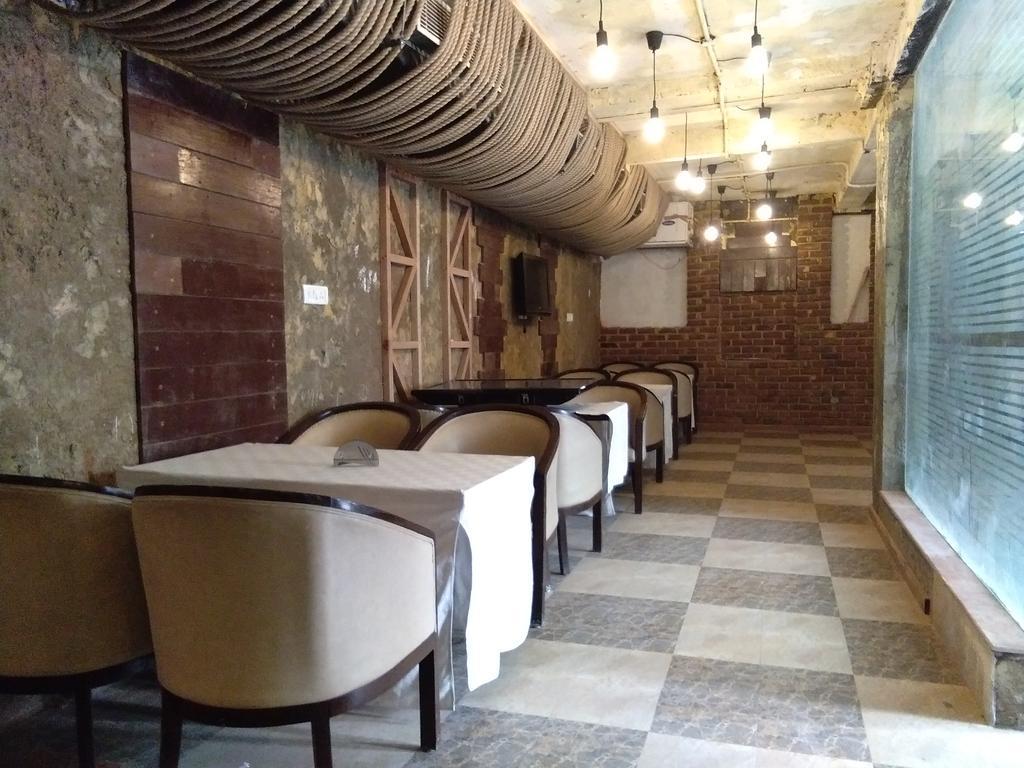 The White Klove Neu-Delhi Exterior foto