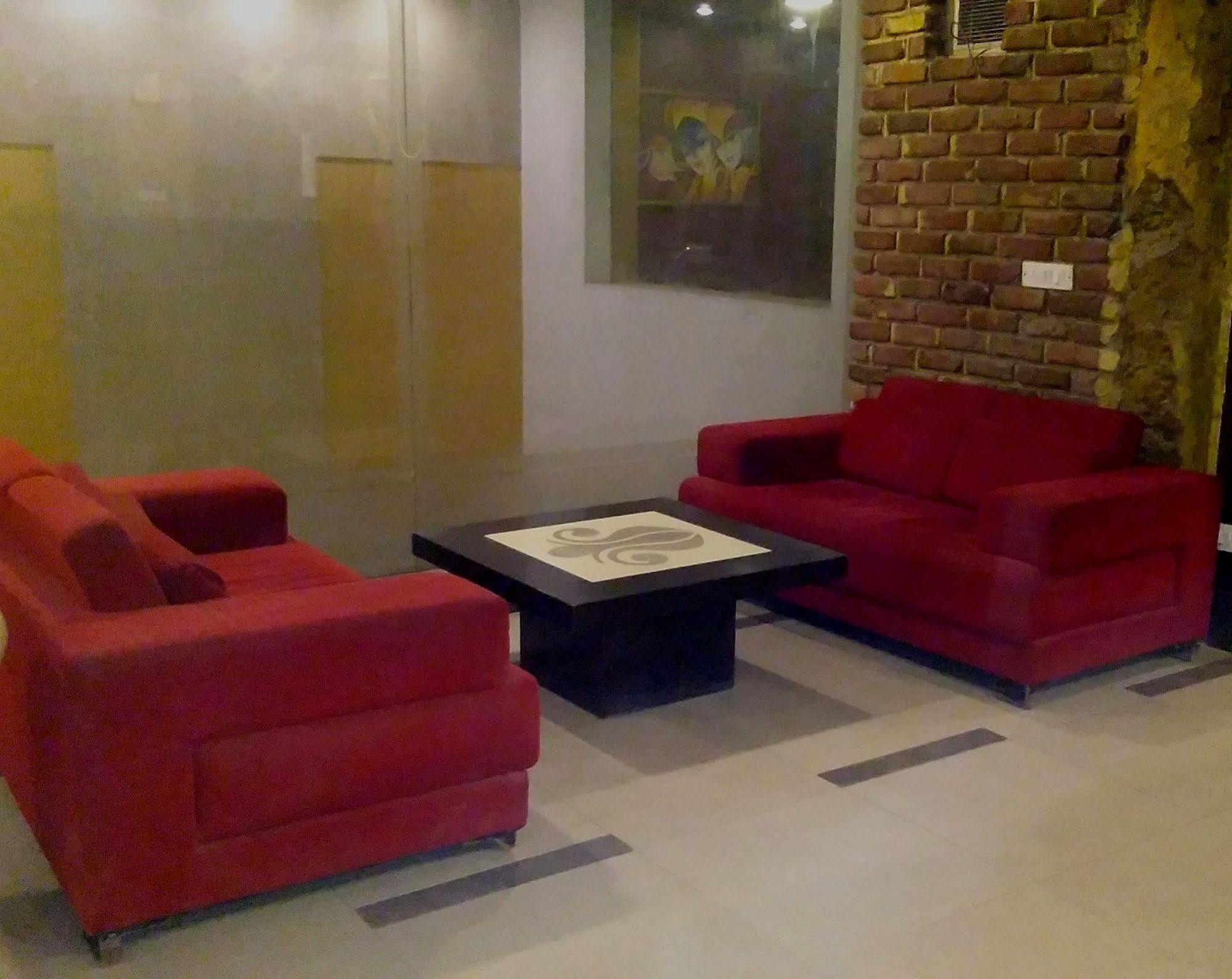 The White Klove Neu-Delhi Exterior foto