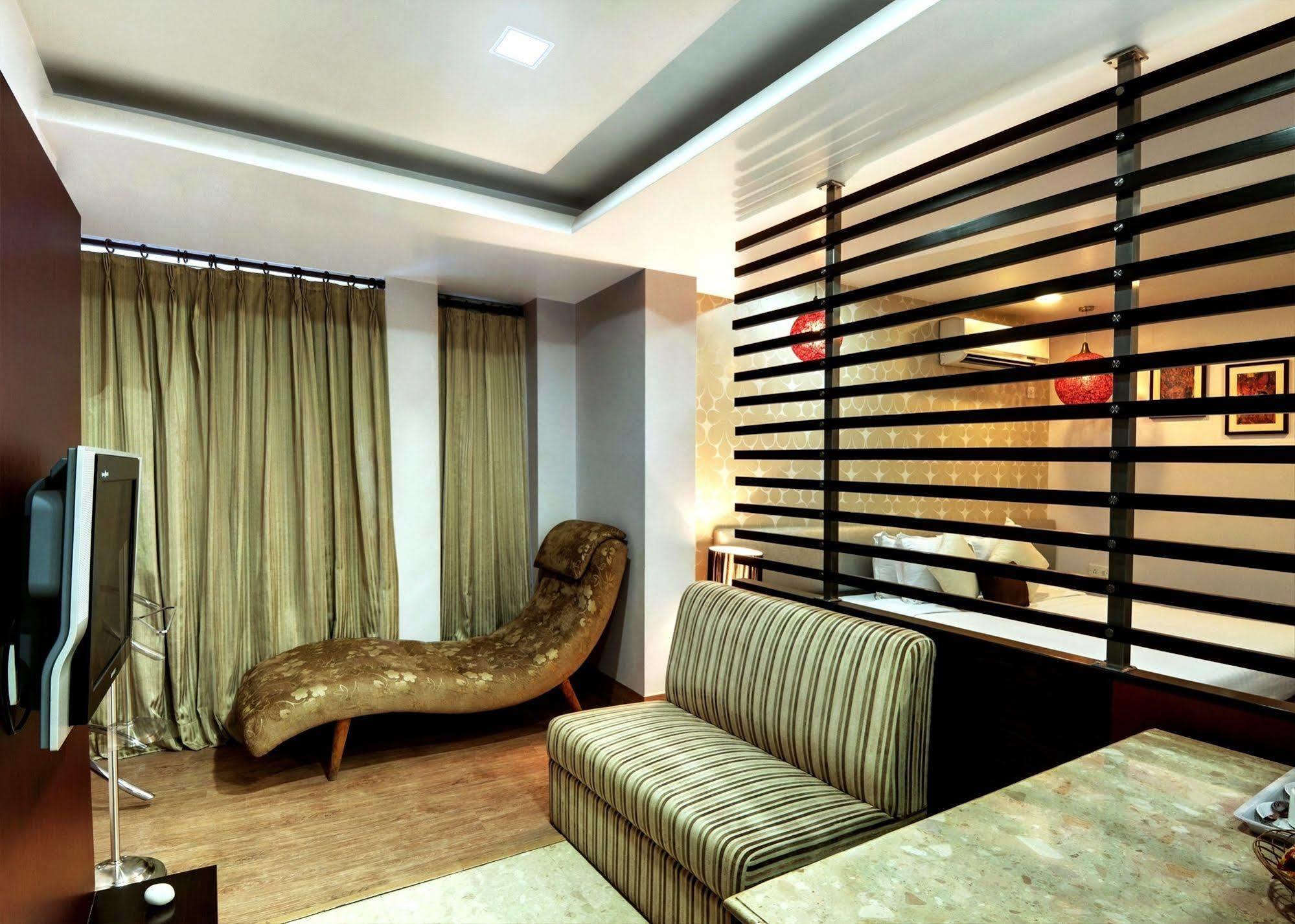 The White Klove Neu-Delhi Exterior foto